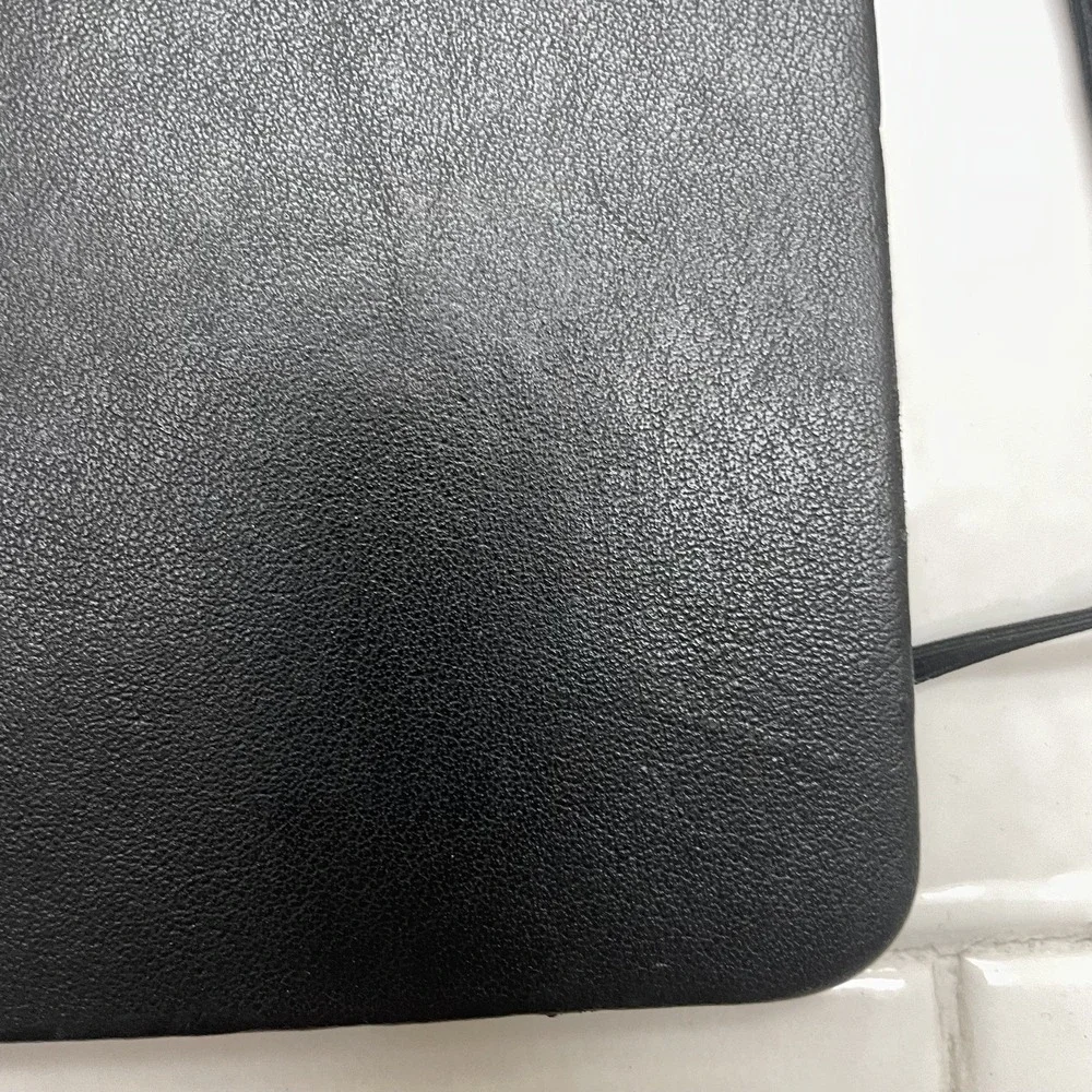 moleskine kindle cover and space for notepad color black